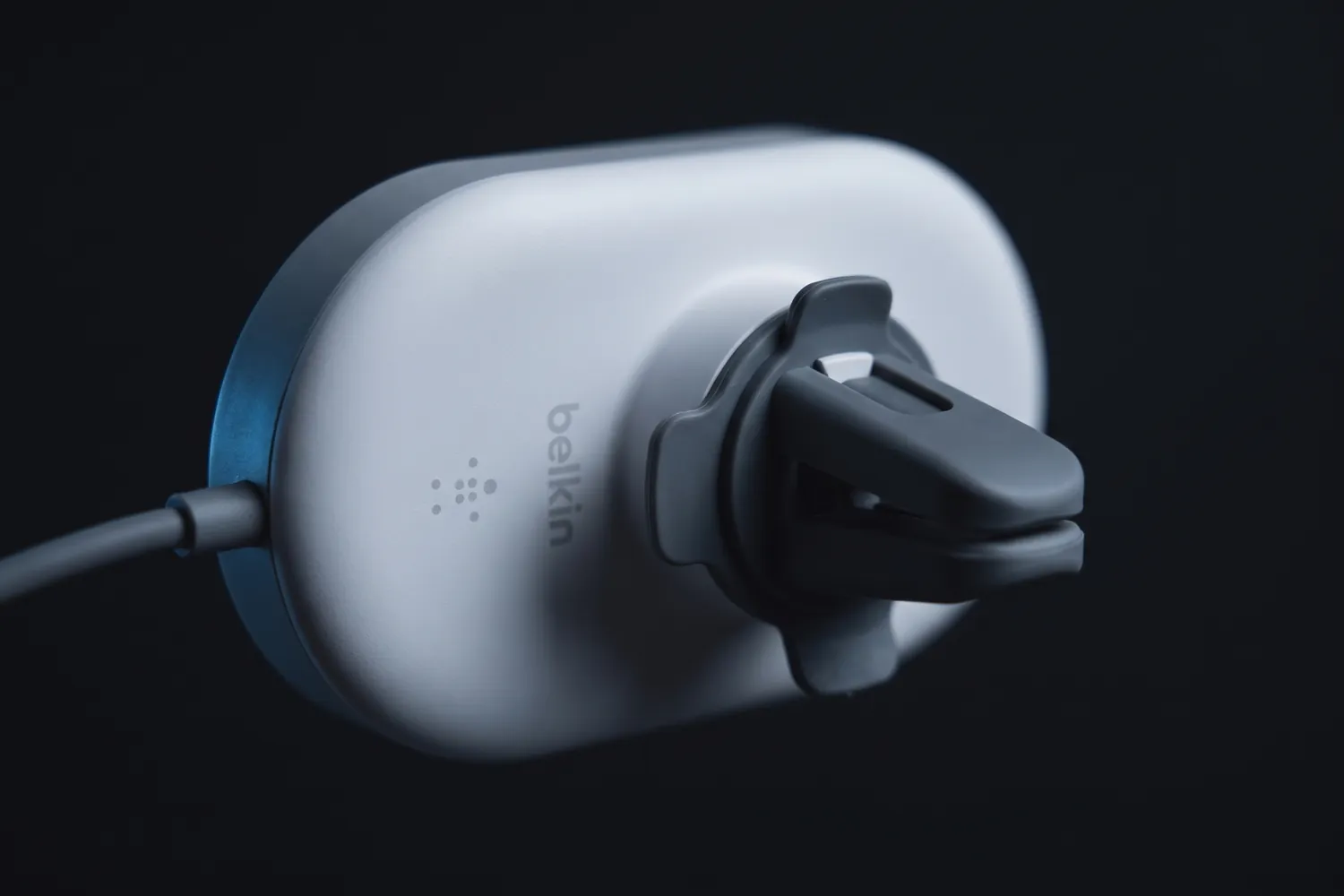 Close-up of the Belkin car mount's vent clip