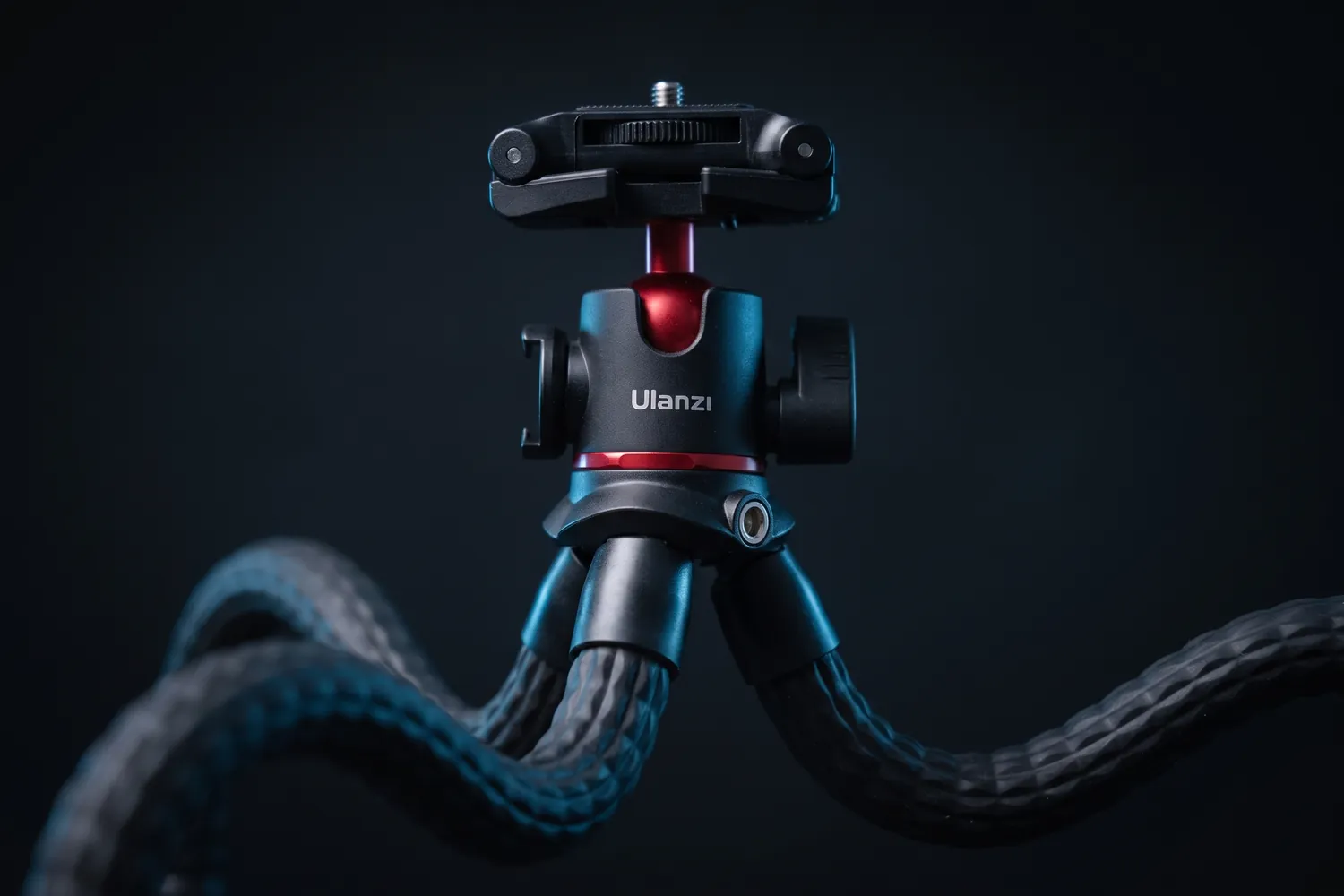 Close-up of the Ulanzi MT-33's ball head and bendable legs